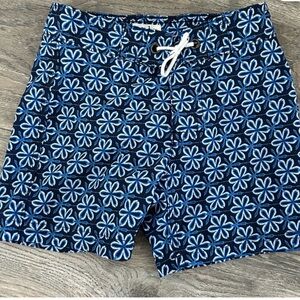 J crew cuts blue geometric boys swim trunks size 3 3t
